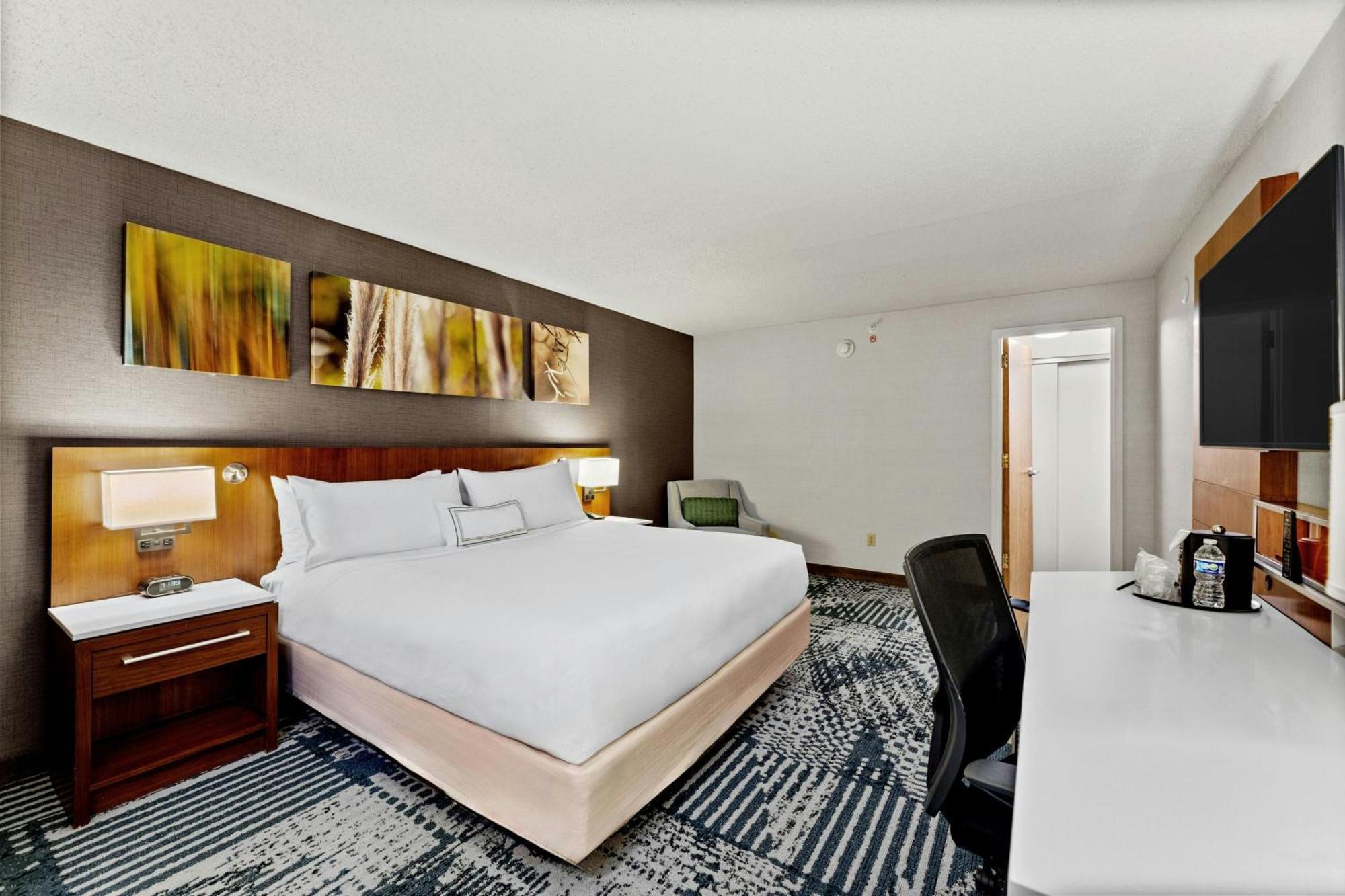 Delta Hotels By Marriott Mount Pleasant Racine Exterior photo